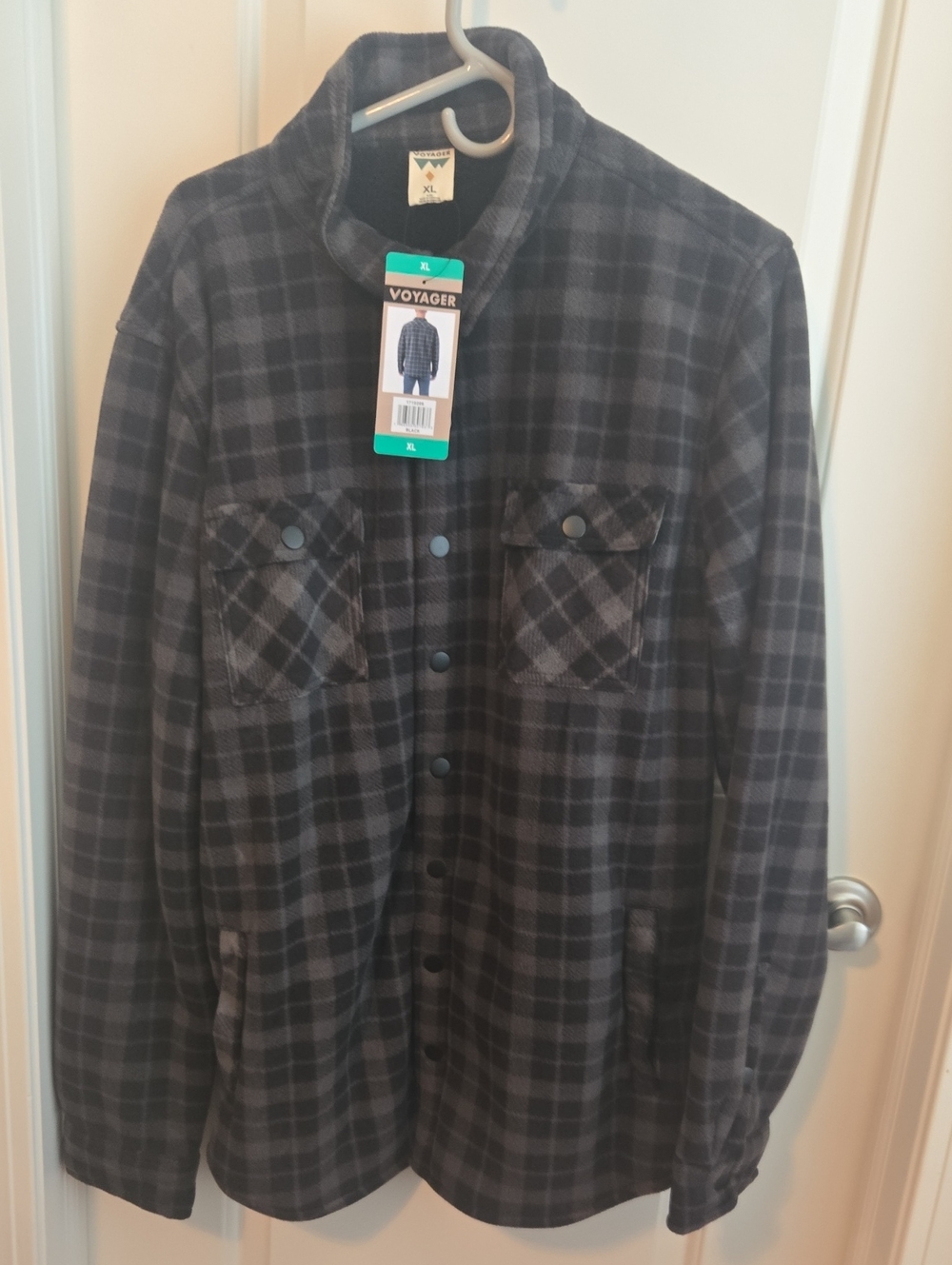 Voyager Men's Black & Gray Plaid Shirt Jacket
